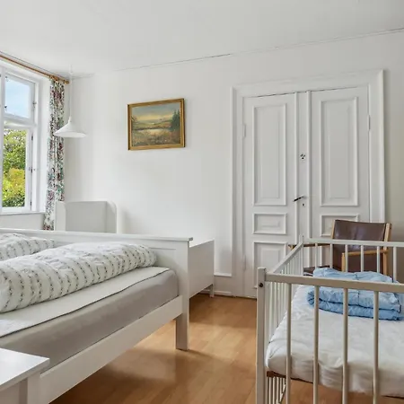 4 Bedroom Beautiful In Tranekaer