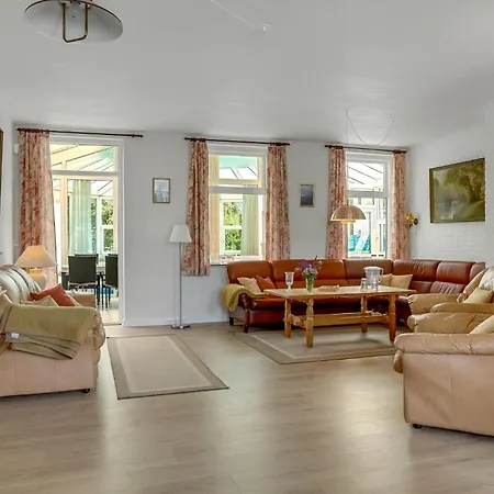 4 Bedroom Beautiful In Tranekaer