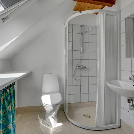 4 Bedroom Beautiful In
